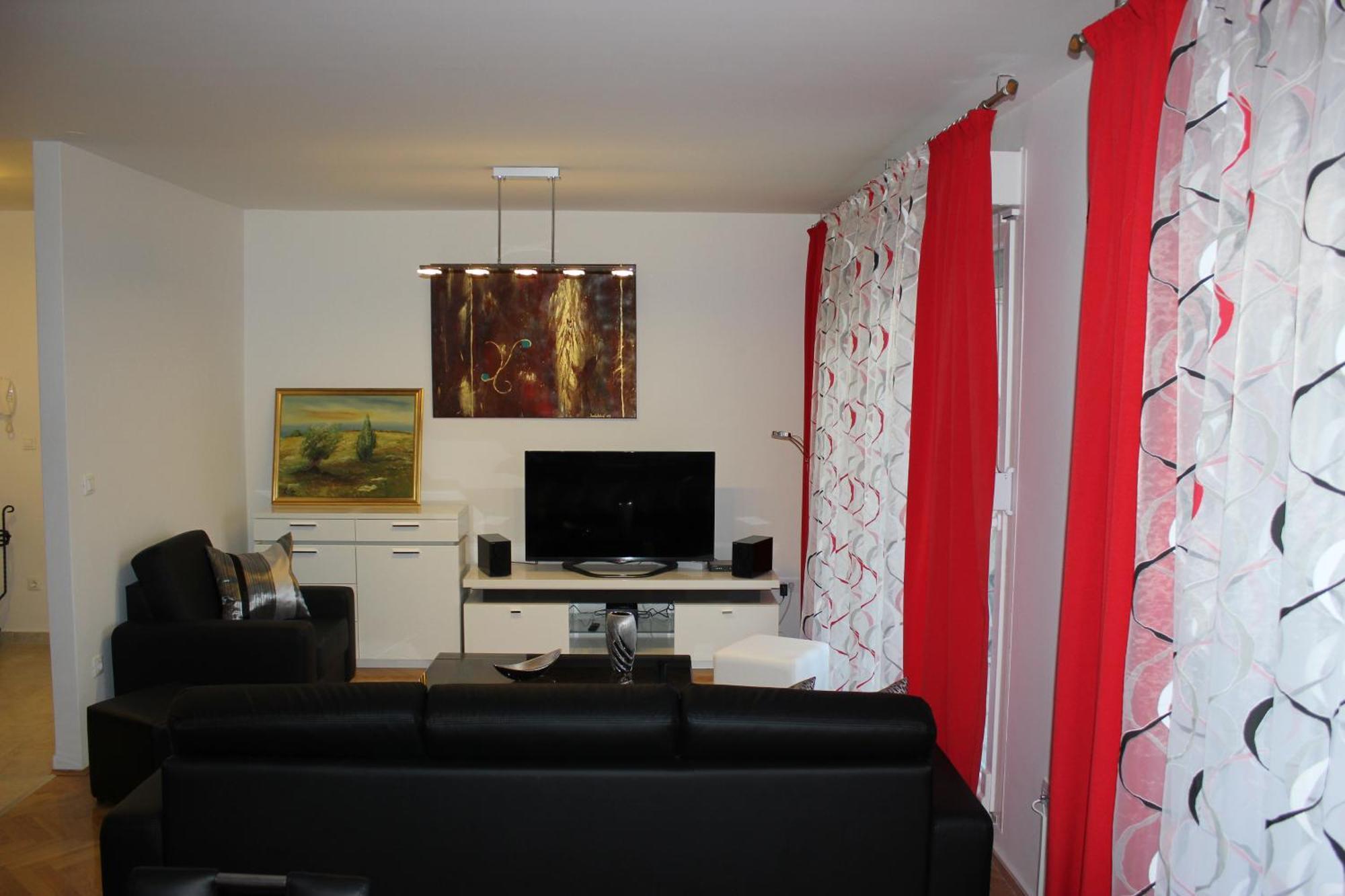 Deluxe Apartment Manuela With Balcony Top Center สปลิท ภายนอก รูปภาพ