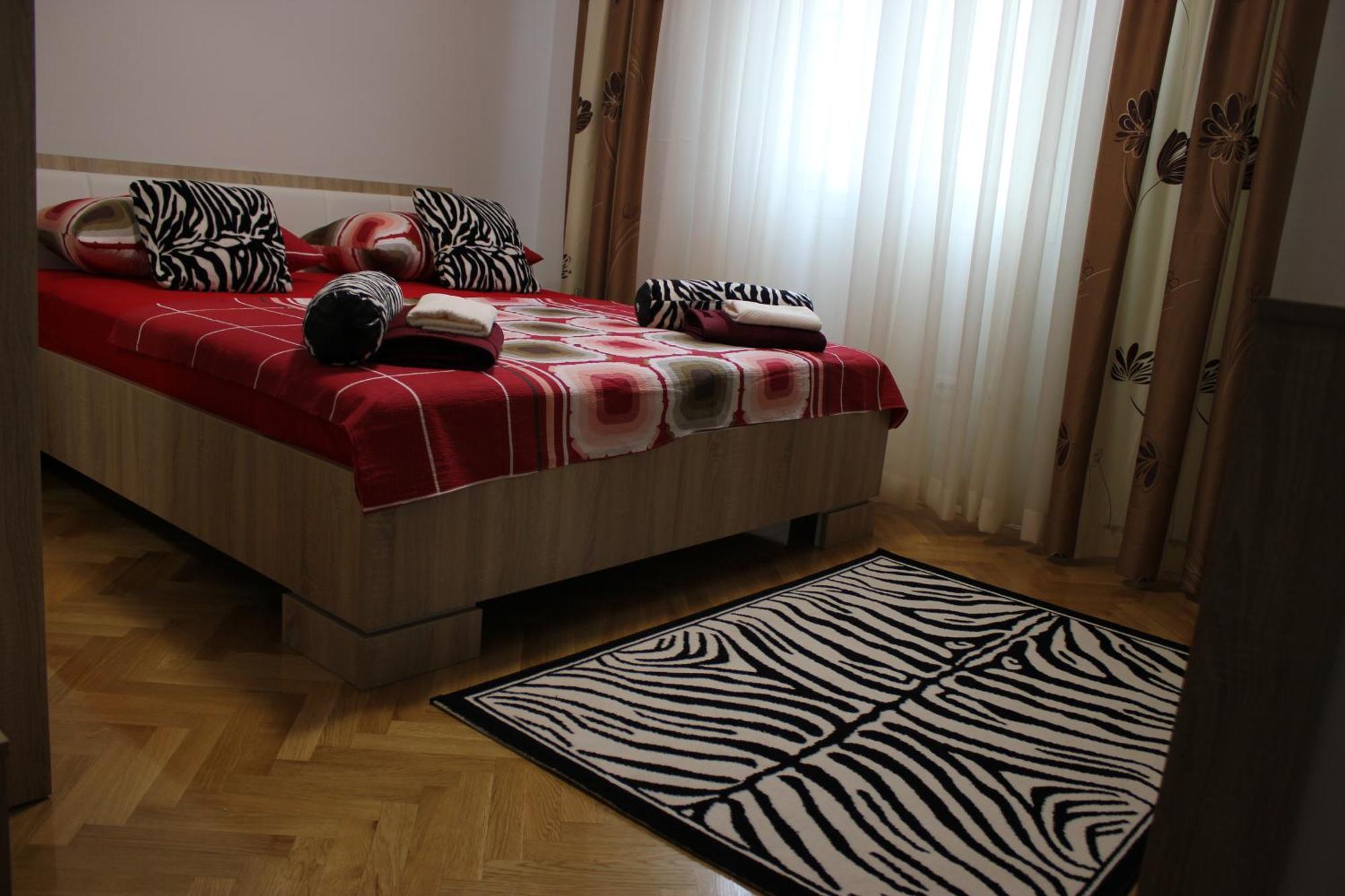 Deluxe Apartment Manuela With Balcony Top Center สปลิท ภายนอก รูปภาพ