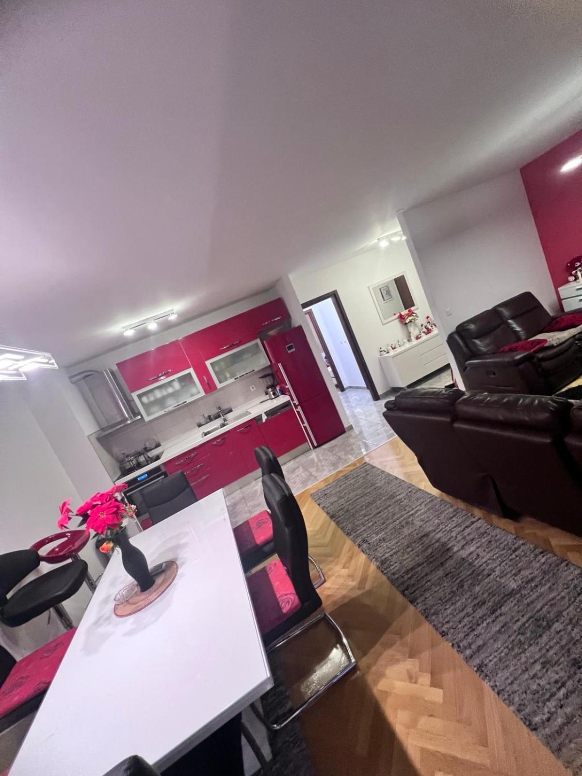 Deluxe Apartment Manuela With Balcony Top Center สปลิท ภายนอก รูปภาพ