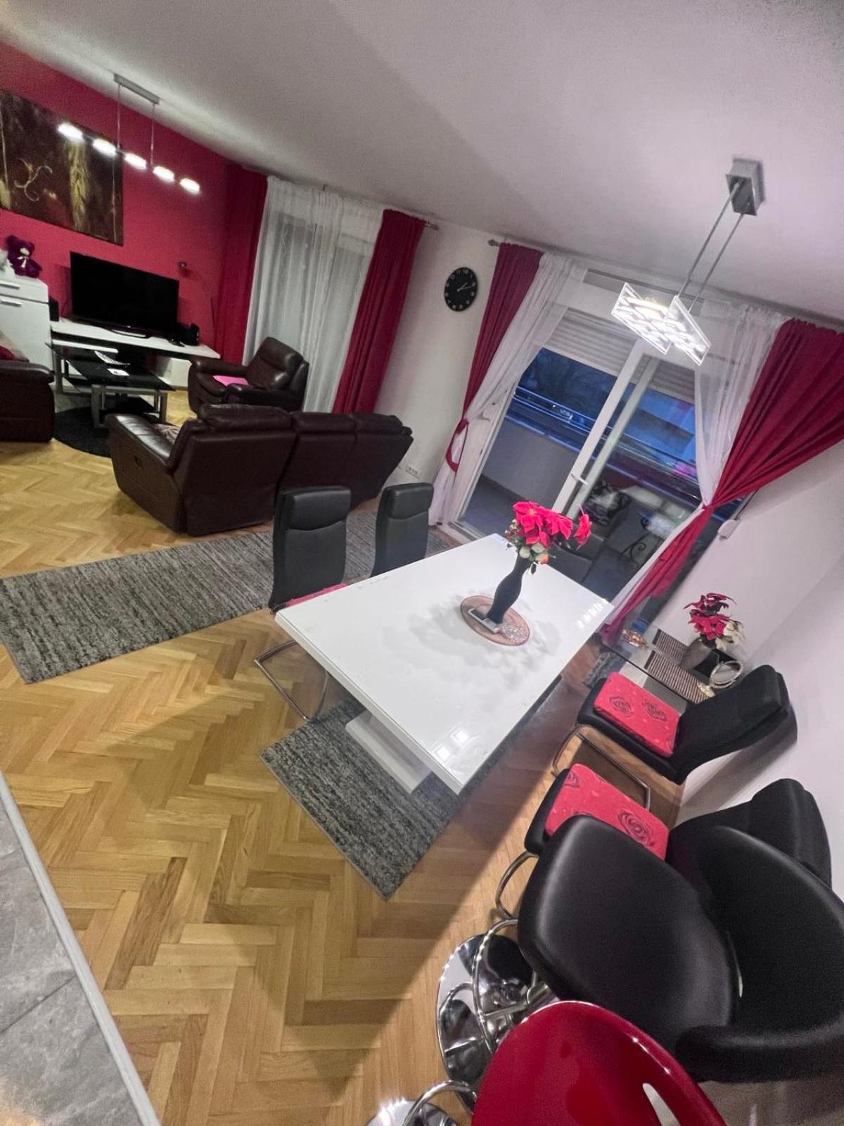 Deluxe Apartment Manuela With Balcony Top Center สปลิท ภายนอก รูปภาพ