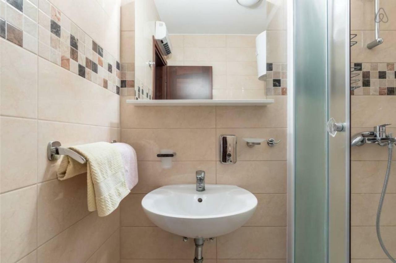 Deluxe Apartment Manuela With Balcony Top Center สปลิท ภายนอก รูปภาพ